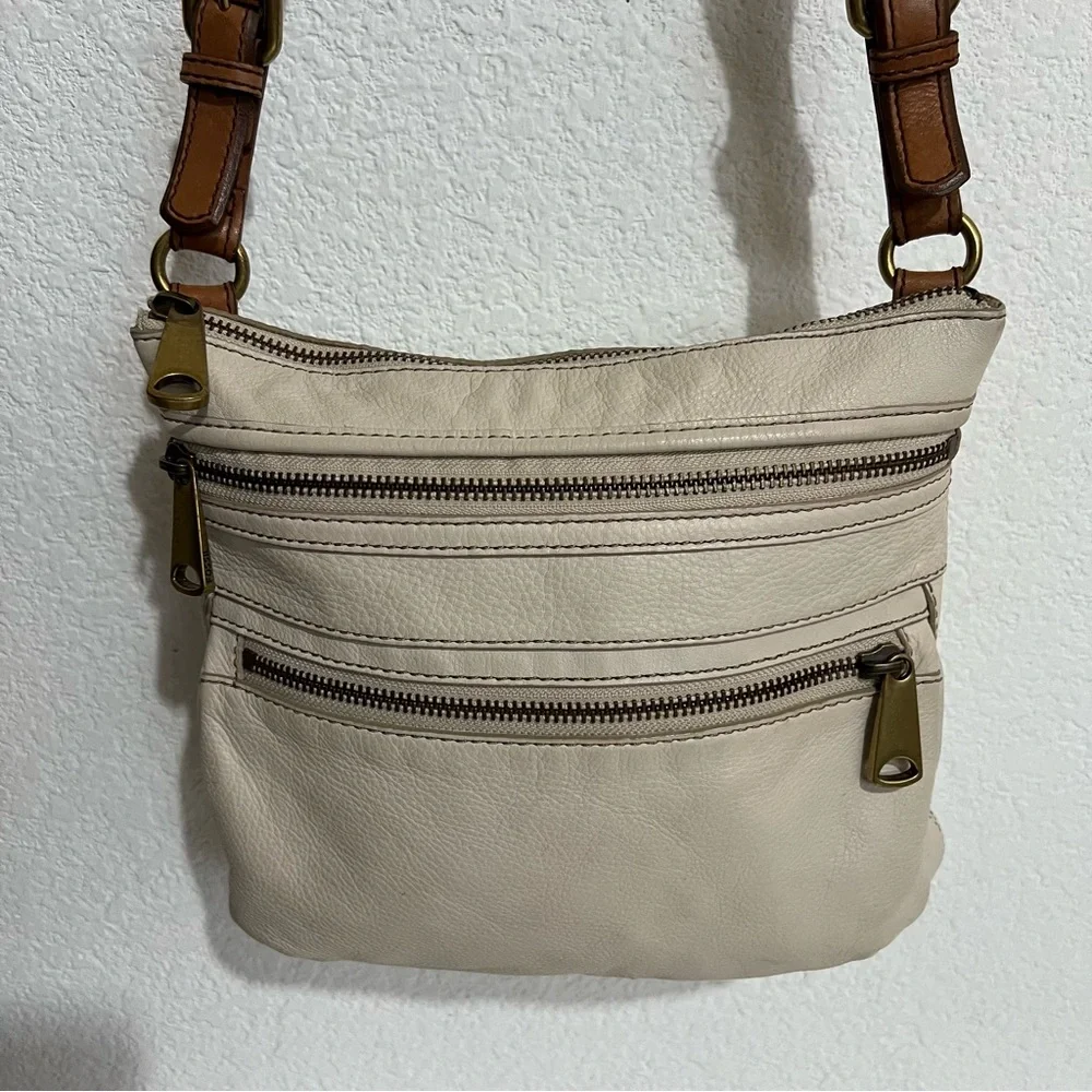 Vintage Fossil Beige Cream Pebbled Leather Crossbody Messenger Bag Unisex